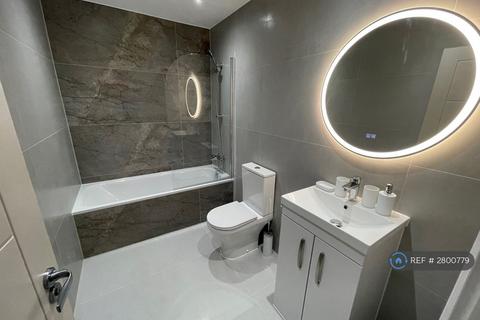undefined, Warwick Place, Uxbridge, UB8