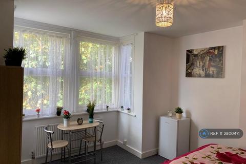 undefined, The Ridgeway, Enfield, EN2