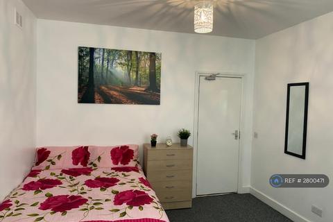 undefined, The Ridgeway, Enfield, EN2