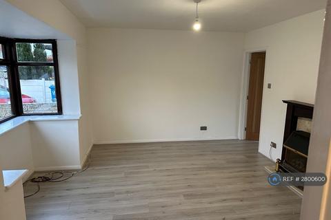 3 bedroom semi-detached house to rent, Sycamore Road, Runcorn, WA7