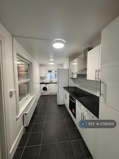 undefined, Chase Road, London, N14