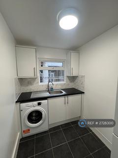 undefined, Chase Road, London, N14