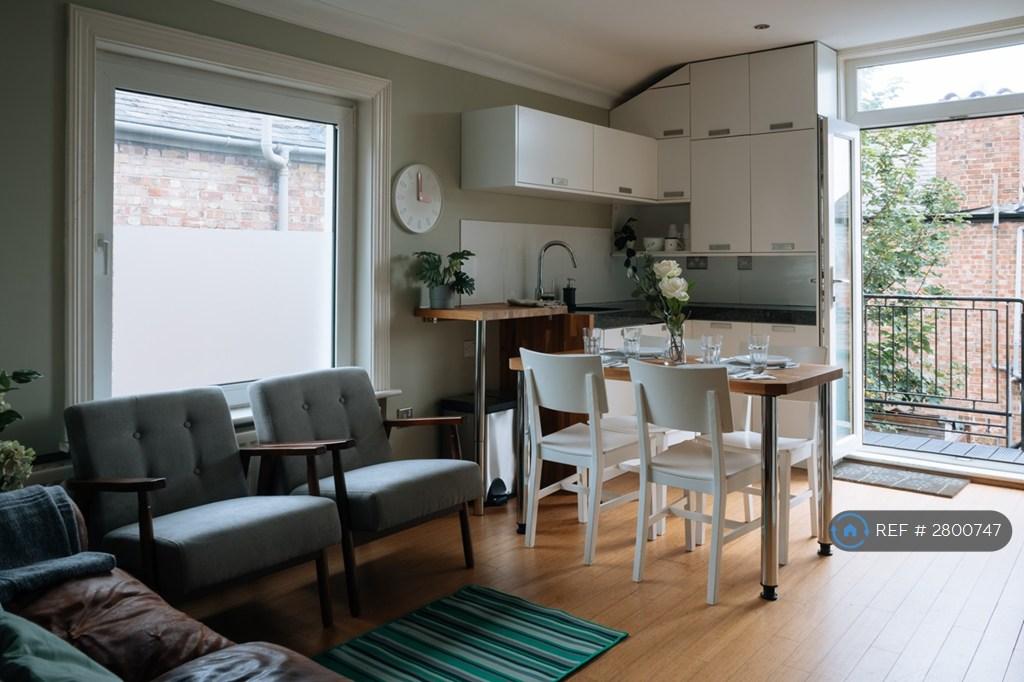 Shared Living+Kitchen