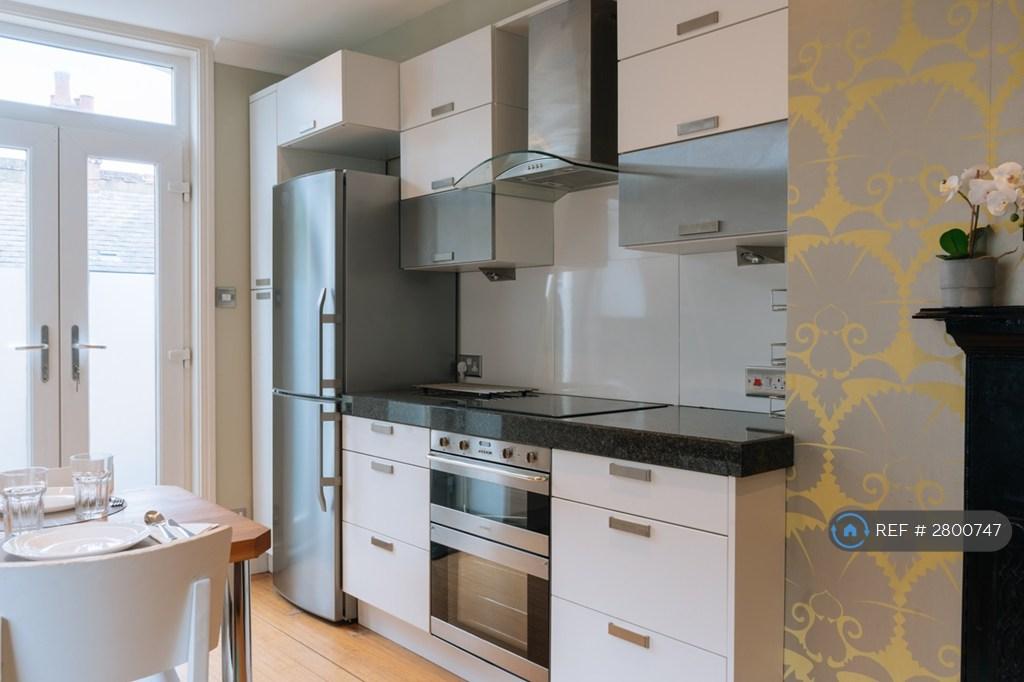 Shared Living+Kitchen