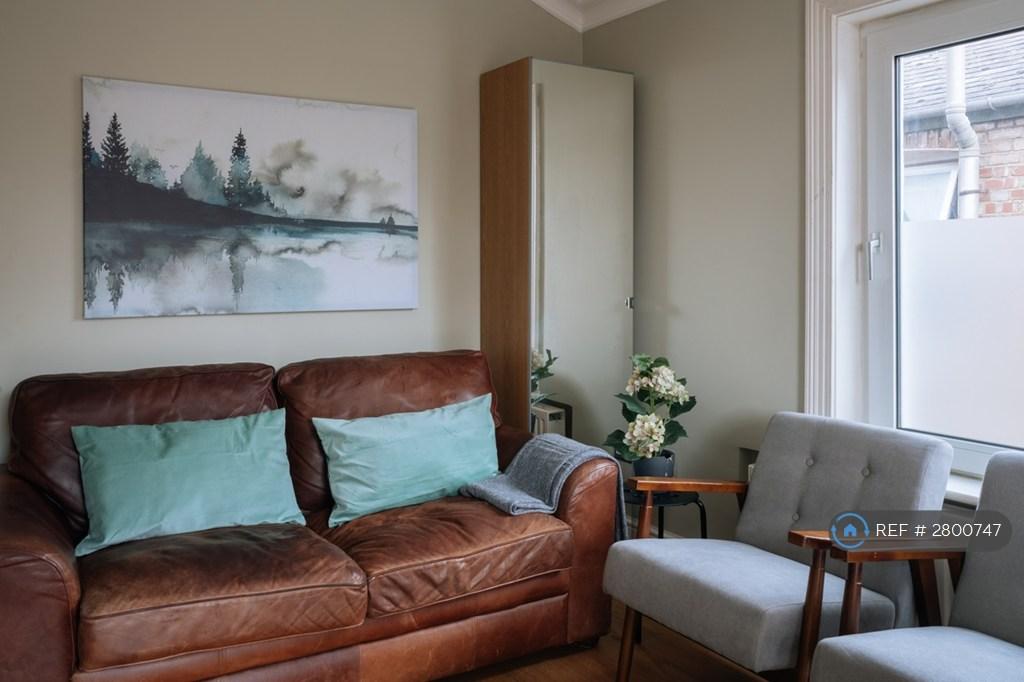 Shared Living+Kitchen