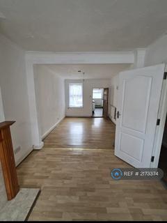 3 bedroom terraced house to rent, Poplar Street, Wellingborough, NN8