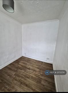 3 bedroom terraced house to rent, Poplar Street, Wellingborough, NN8