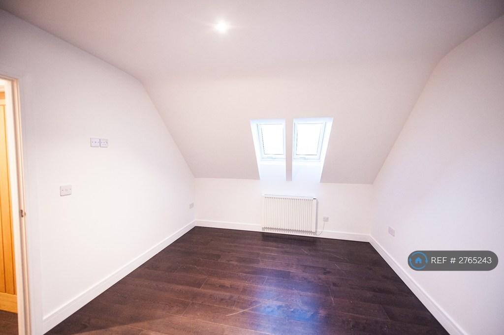 Ensuite Bedroom