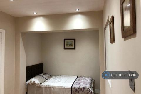 undefined, Claremont Road, Staines-Upon-Thames, TW18