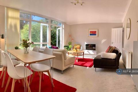 undefined, North Park, London, SE9