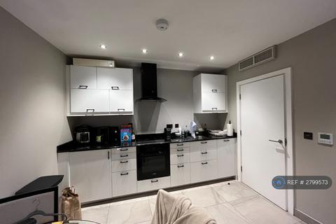 2 bedroom flat to rent, Park Square East, Leeds, LS1