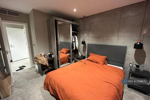 2 bedroom flat to rent, Park Square East, Leeds, LS1