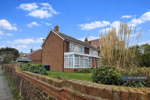 3 bedroom semi-detached house to rent, Cornwall Gardens, Margate, CT9