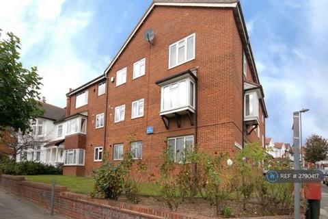 2 bedroom flat to rent, Trenchard Court, London, NW4
