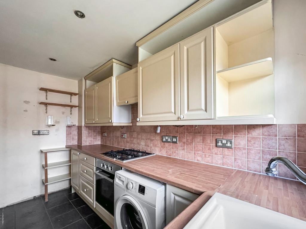 Kitchen 1