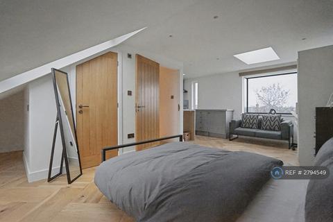 Studio to rent, Cranston Road, London, SE23
