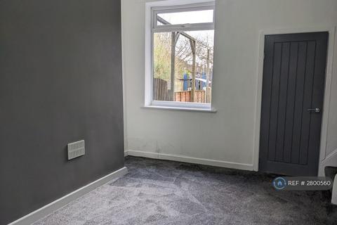 2 bedroom terraced house to rent, Higher Wood Street, Middleton, Manchester, M24