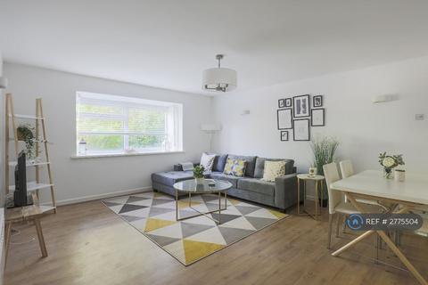 2 bedroom flat to rent - Brae Court, London, SE25