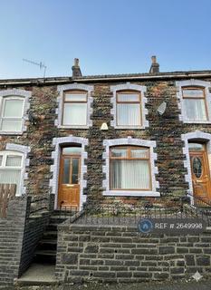 4 bedroom terraced house to rent, Miles St, Ferndale, CF43