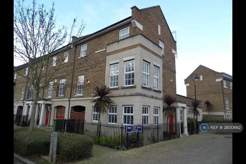 undefined, Parkcliffe Road, Greenhithe, DA9