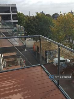 2 bedroom flat to rent, Renaissance Square Apartments, London, W4