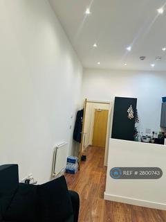 undefined, Great West Road, Brentford, TW8