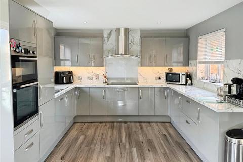 4 bedroom detached house for sale, Lower Pasture, Doncaster DN9