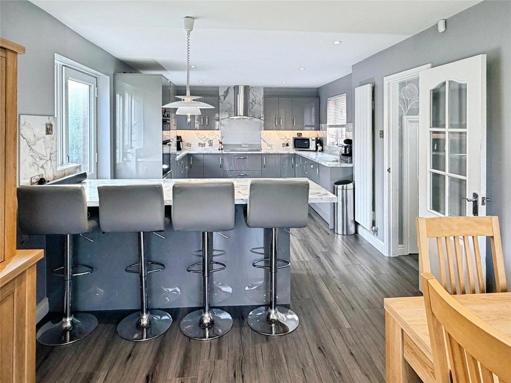 Dining Kitchen