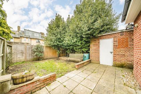 4 bedroom terraced house for sale, Aubyn Square, London SW15