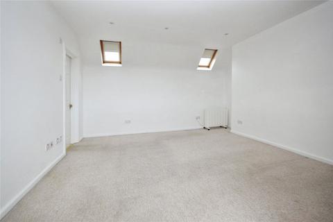 undefined, High Street, Twickenham TW2