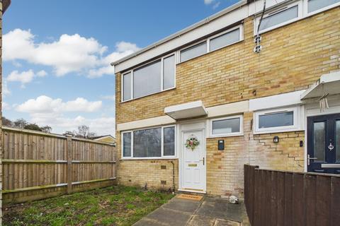 3 bedroom terraced house to rent, Coventry Way, Thetford, IP24