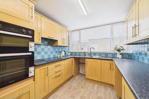 3 bedroom terraced house to rent, Coventry Way, Thetford, IP24