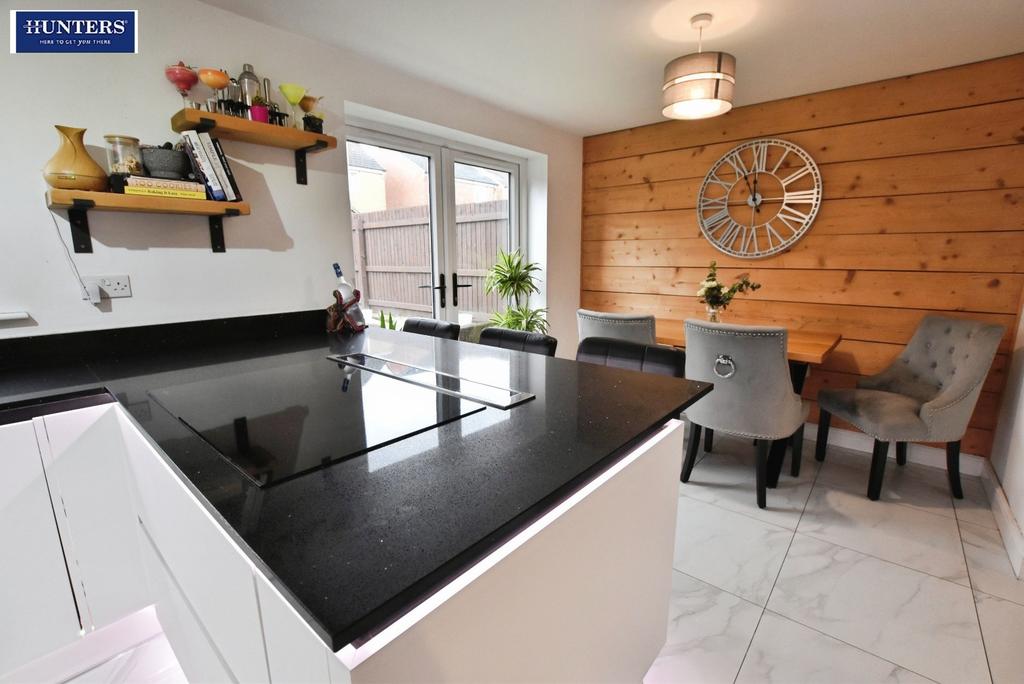 Kitchen diner