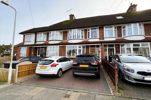 3 bedroom terraced house for sale, Lamorna Avenue, Gravesend