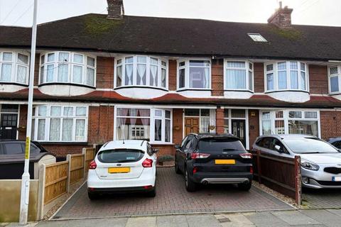3 bedroom terraced house for sale, Lamorna Avenue, Gravesend