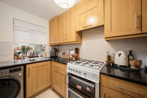 2 bedroom terraced house for sale, Pennington Way, London SE12