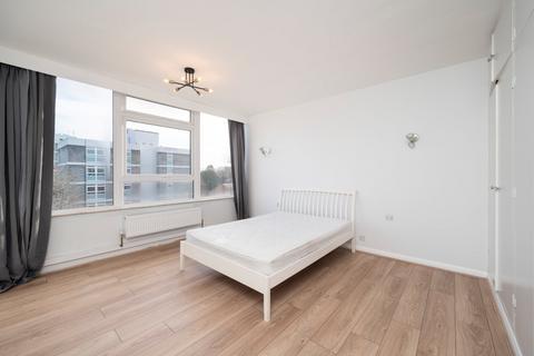 2 bedroom flat for sale, Keswick Heights, 28 Keswick Road, London