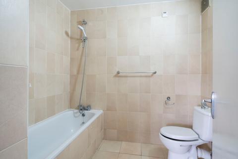 2 bedroom flat for sale, Keswick Heights, 28 Keswick Road, London