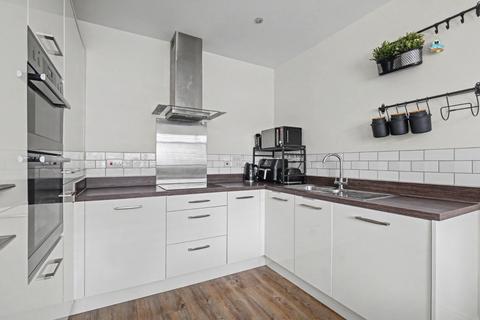 4 bedroom end of terrace house for sale, Bramling Way, Rainham