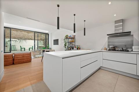 undefined, Walcot Mews, Walcot Square, London