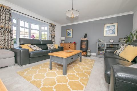 4 bedroom detached house for sale, Ford Lane, Alresford, Colchester, CO7