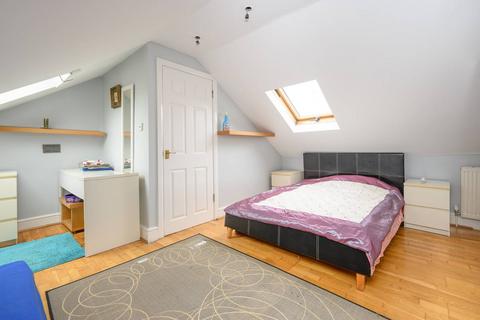 6 bedroom house to rent, Hurstwood Road, Temple Fortune, London, NW11