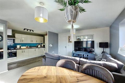 2 bedroom flat to rent, Diamond Close, Kent ME10