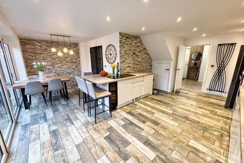 5 bedroom detached house for sale, 4 Bryn Dryslwyn, Broadlands, Bridgend CF31 5BT