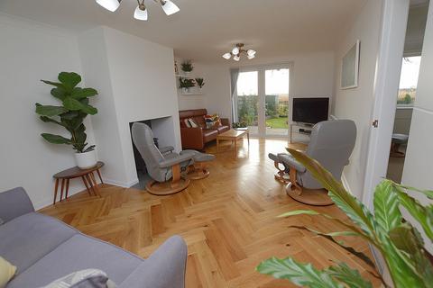 4 bedroom detached house for sale, 2 Heather Close, Woodhall Spa