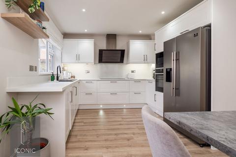 3 bedroom detached house for sale, The Moors, Drayton, Norwich