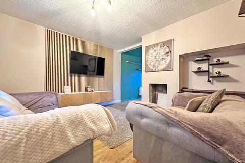 2 bedroom semi-detached house for sale, Crew Road, Wednesbury