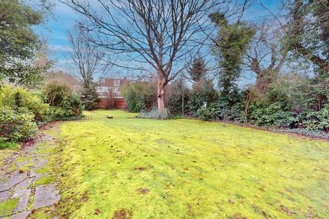 4 bedroom semi-detached house for sale, Brim Hill, Hampstead Garden Suburb, N2