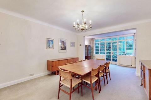 4 bedroom semi-detached house for sale, Brim Hill, Hampstead Garden Suburb, N2