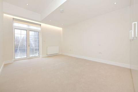 2 bedroom apartment to rent, Beechcroft Avenue, Golders Green, NW11